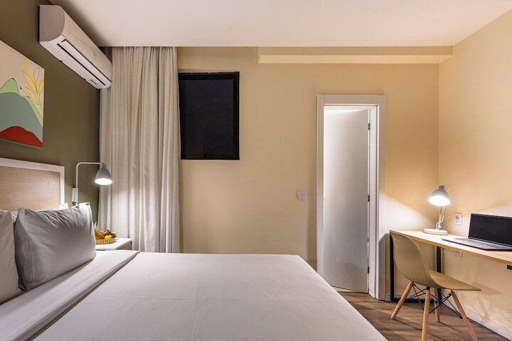 Room 18 of 43