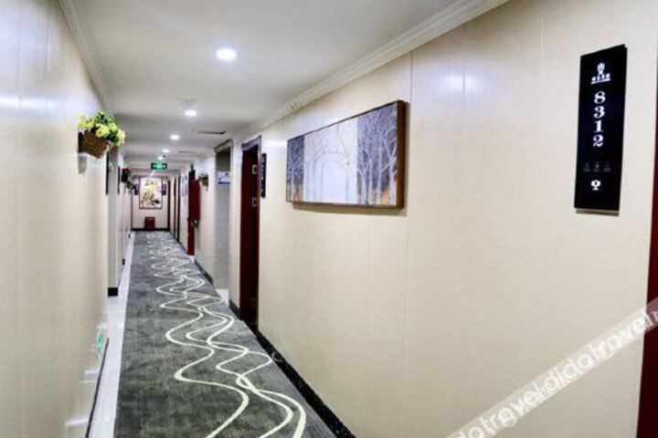 Hotel Interior 11 of 17