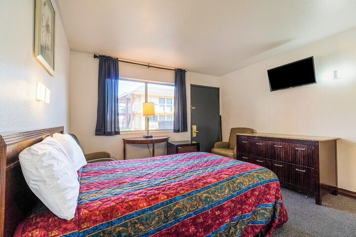 Room 21 of 124