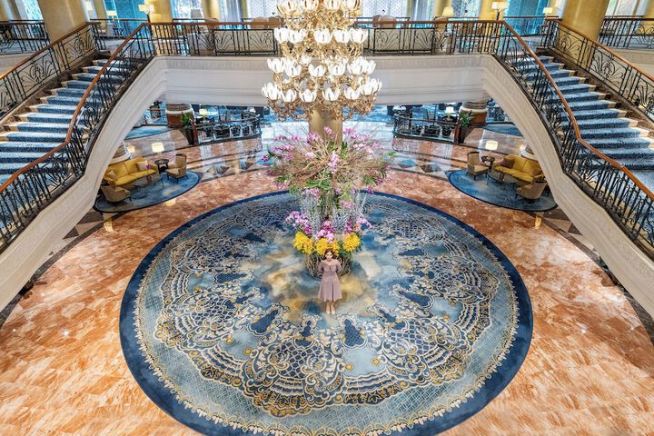Hotel Lobby