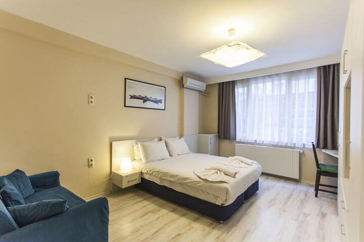 Room 15 of 44