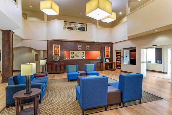 Guest Lobby