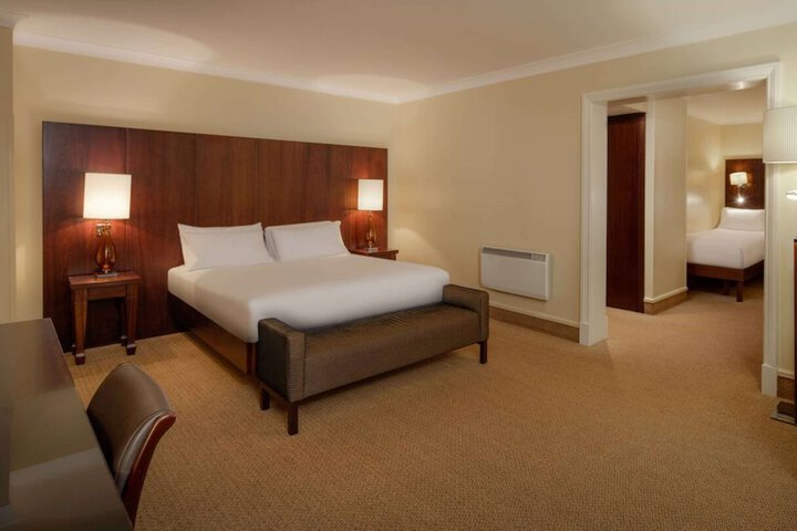Room 58 of 204
