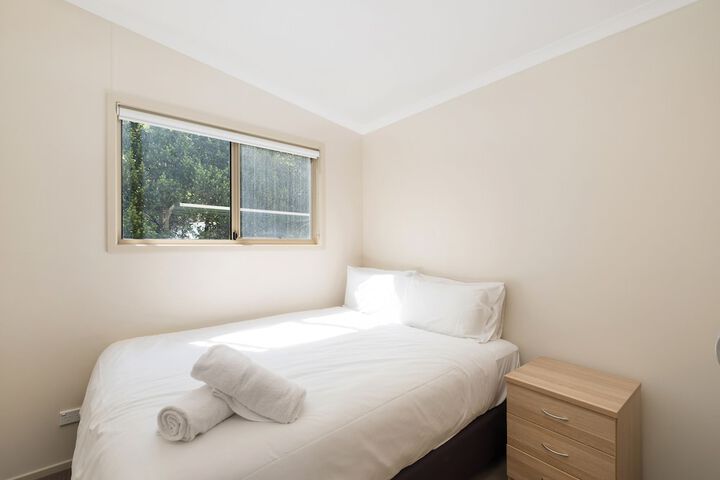 Room 12 of 34