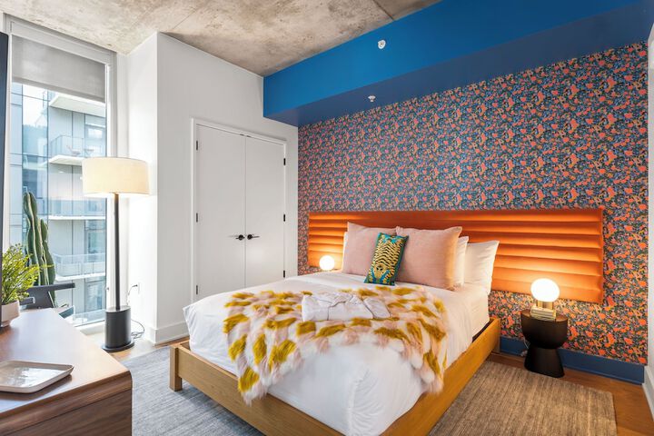 Room 105 of 860