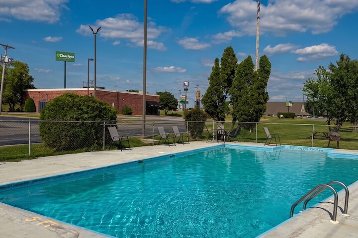 Pool 35 of 47