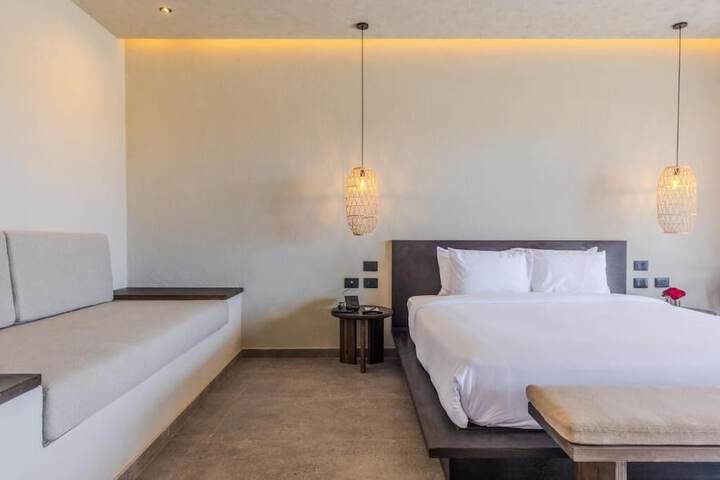 Room 4 of 22