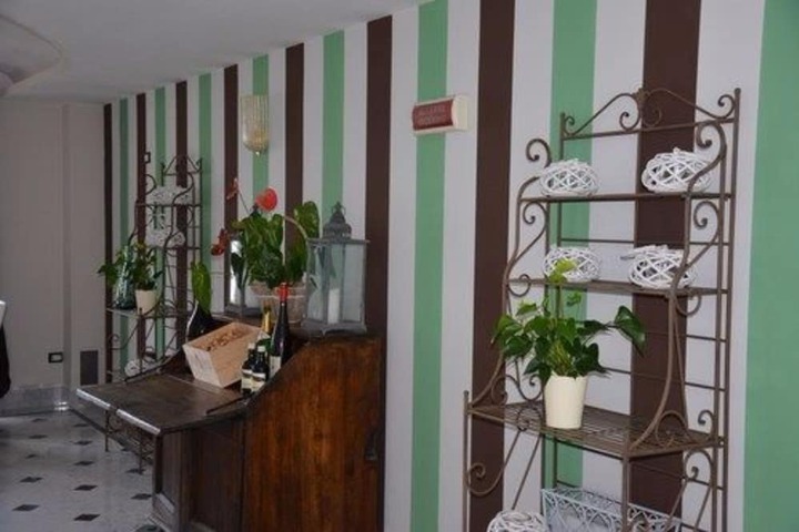 Hotel Interior 64 of 86