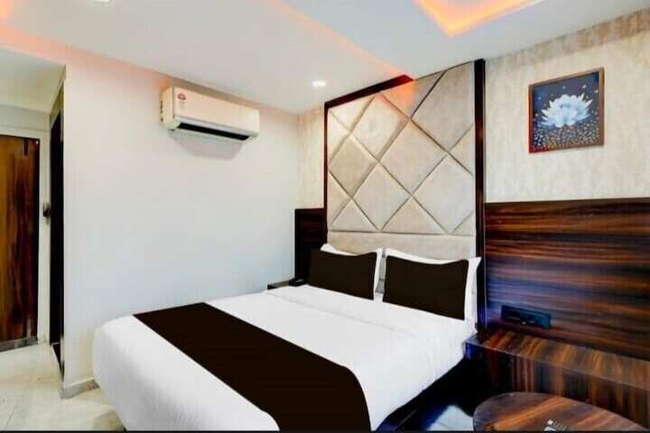 Room 25 of 51
