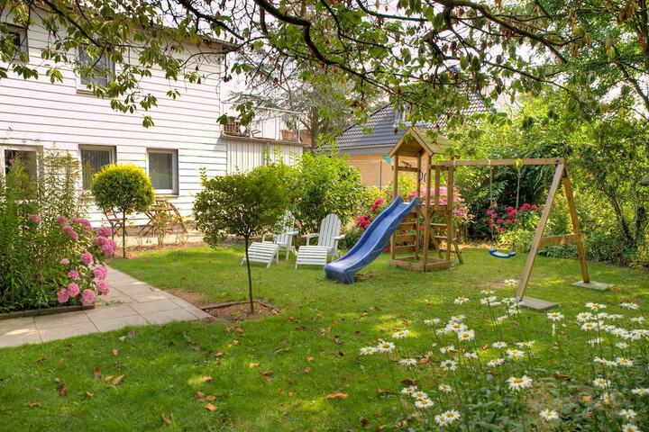 Children's play area - outdoor