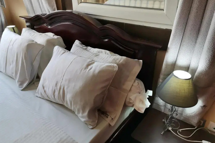 Room 3 of 12