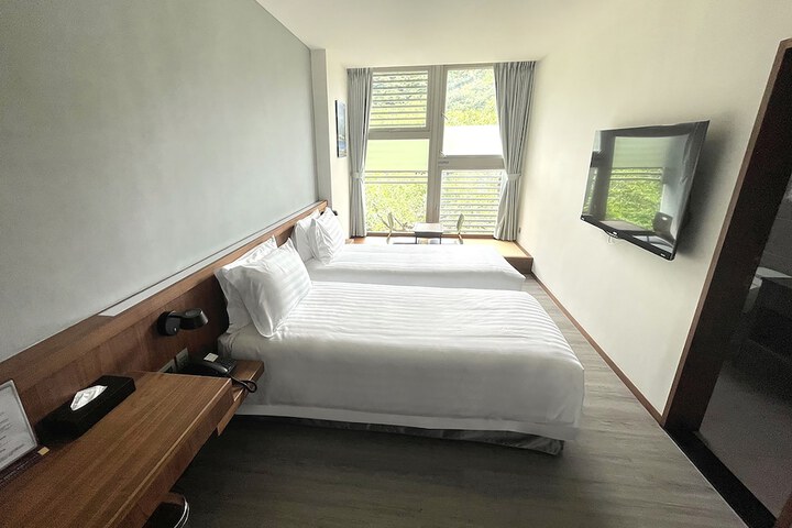 Room 21 of 30