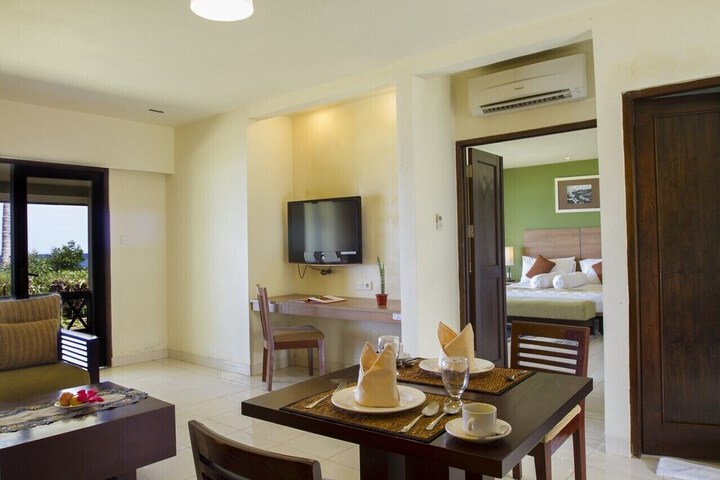 Room 4 of 20