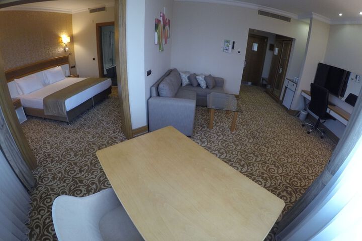 Room 8 of 55