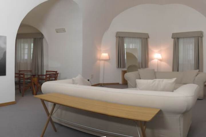 Room 20 of 35