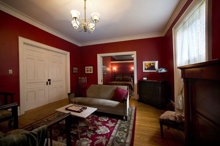 Room 21 of 46