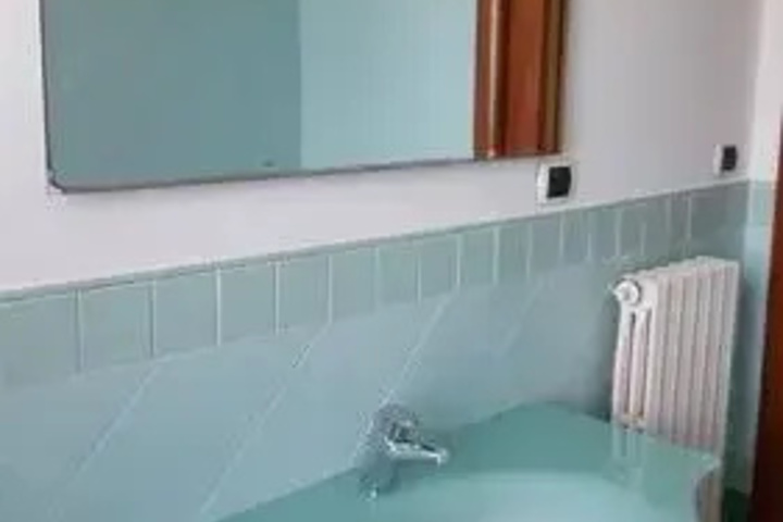 Room 10 of 10