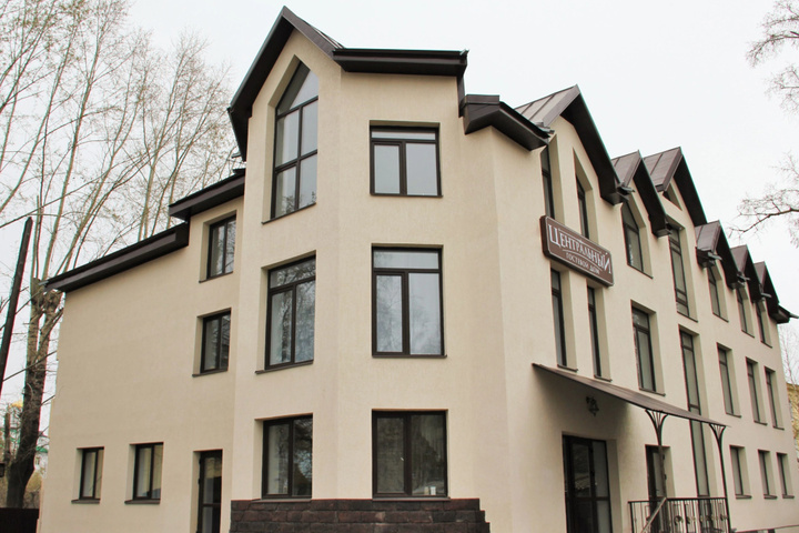 Tsentralnyij Hotel