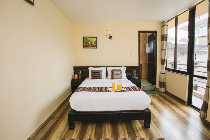 Room 6 of 24