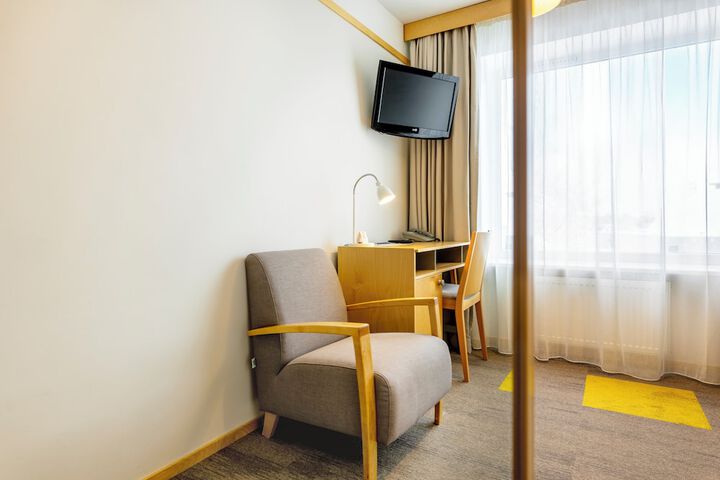 Room 40 of 101