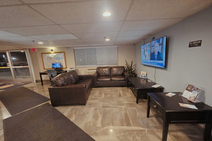 Guest Lobby