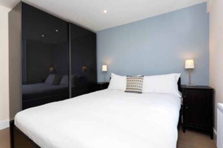 Room 16 of 24