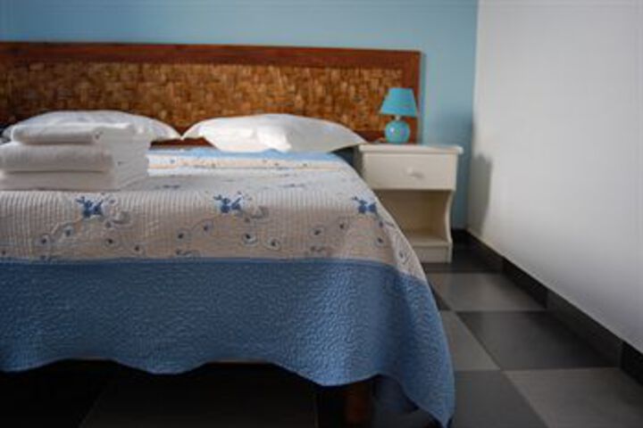 Room 9 of 24