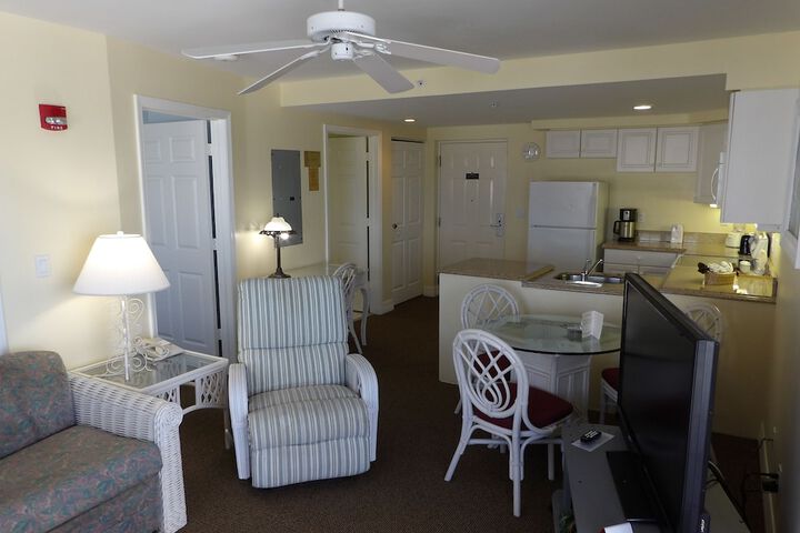 Room 109 of 229