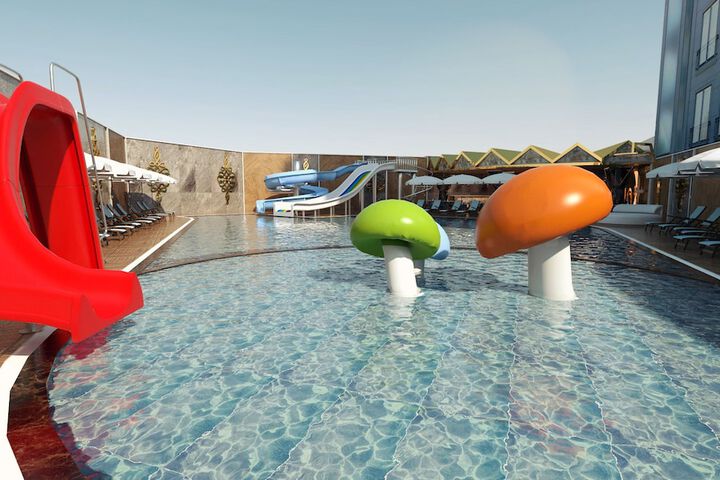 Pool 38 of 141