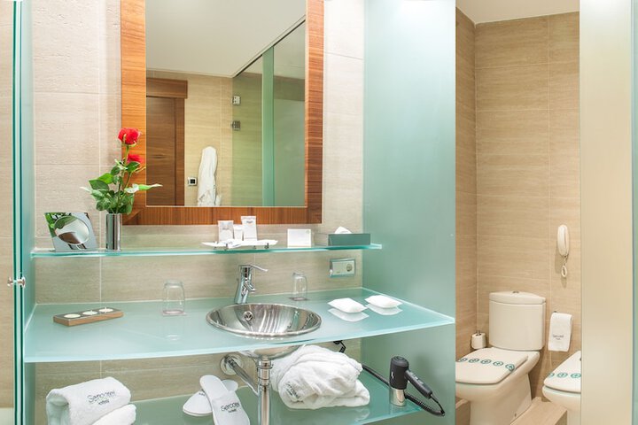 Bathroom Interior Photo