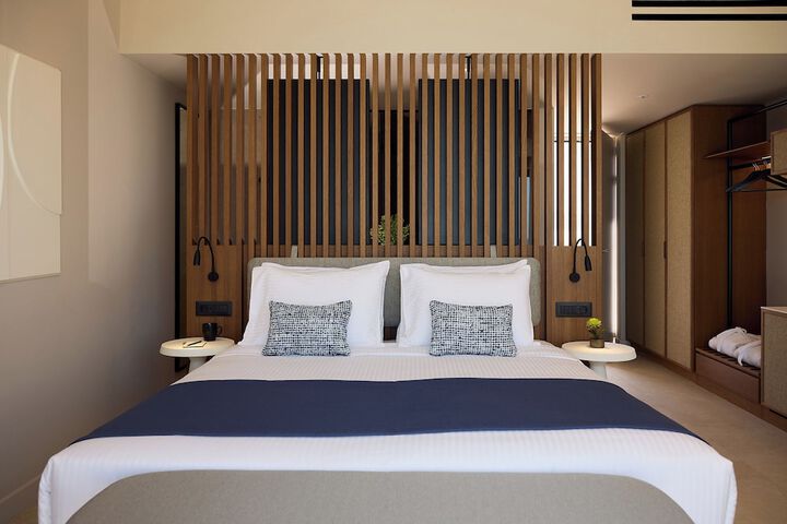 Room 20 of 42