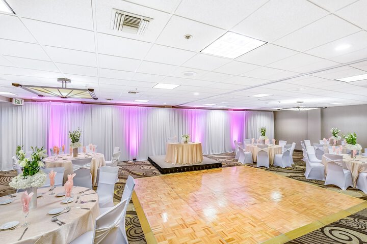 Indoor wedding
