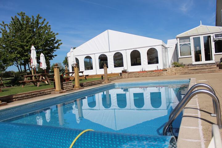 Pool 24 of 34