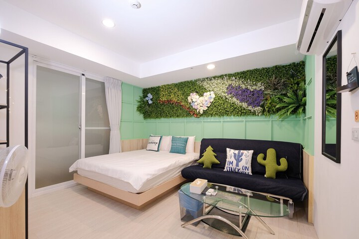 Room 40 of 60