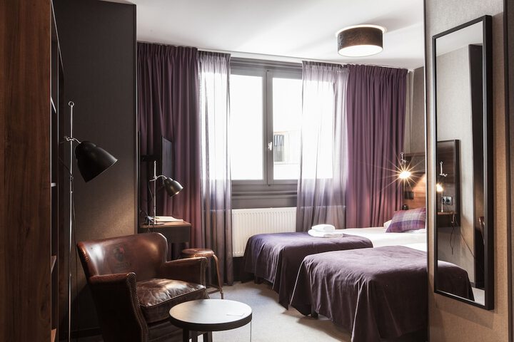 Room 11 of 191