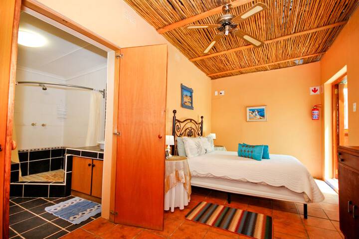 Room 6 of 85