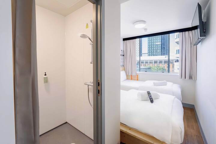 Room 30 of 55