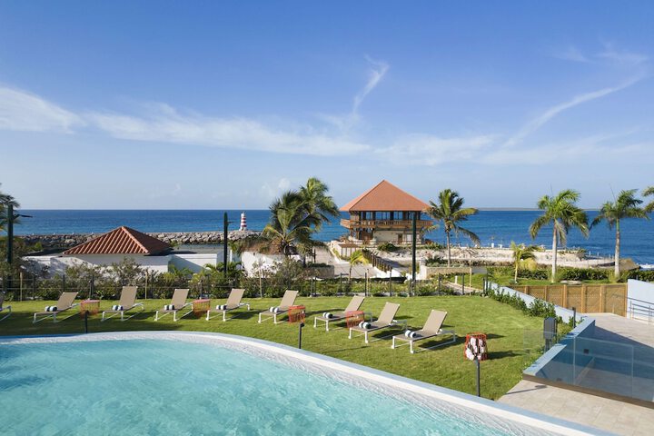 Exterior of Hilton Garden Inn La Romana