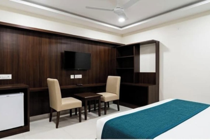Room 6 of 21