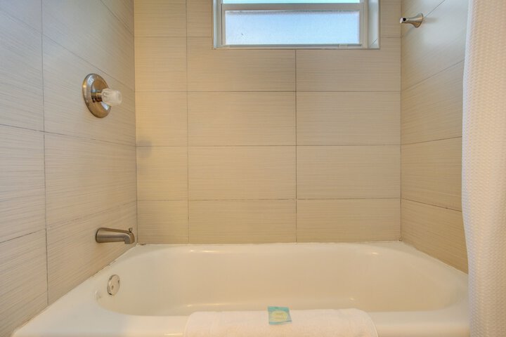 Room 35 of 52