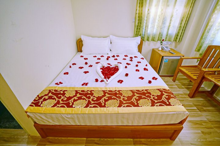 Room 10 of 45
