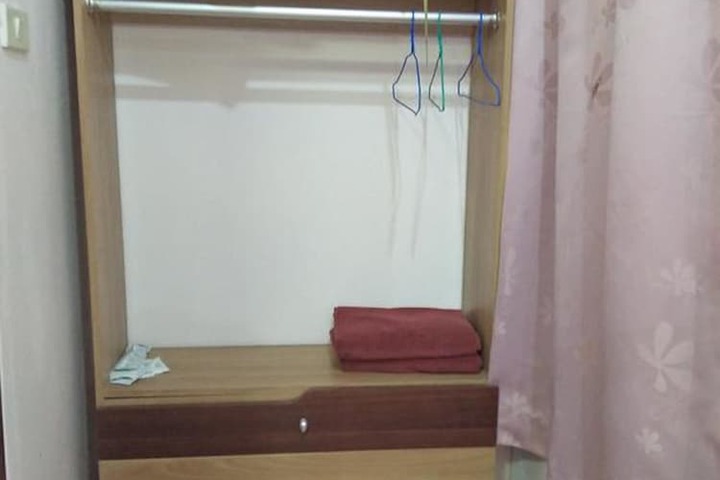 Room 12 of 21