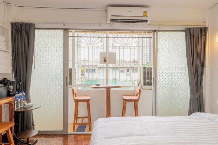 Room 36 of 47