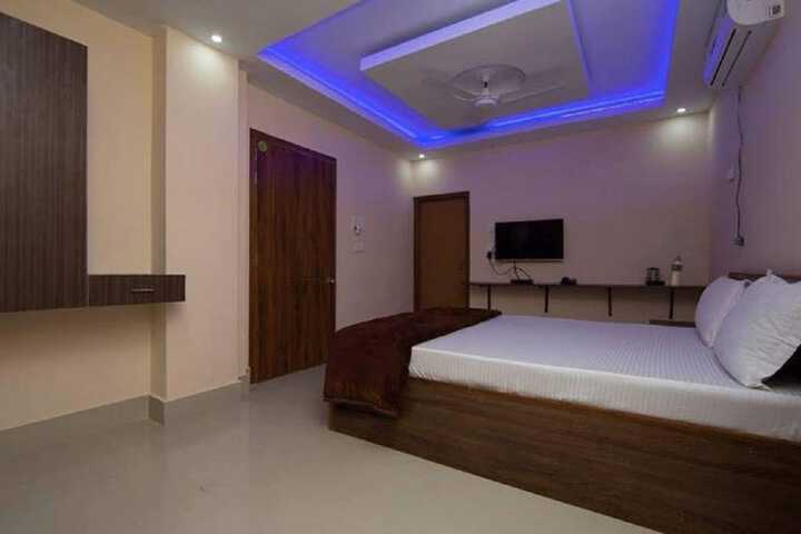 Room 3 of 6
