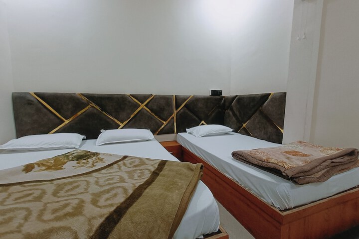 Room 19 of 39