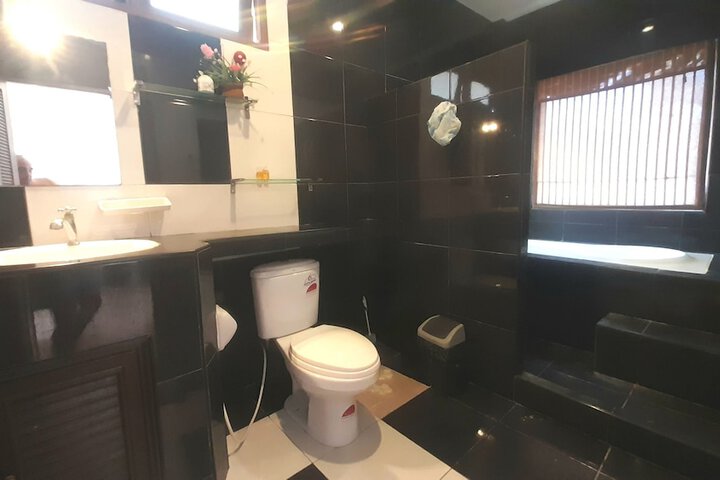 Room 49 of 62