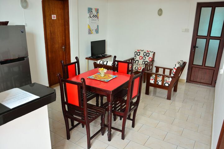 Dining Photos