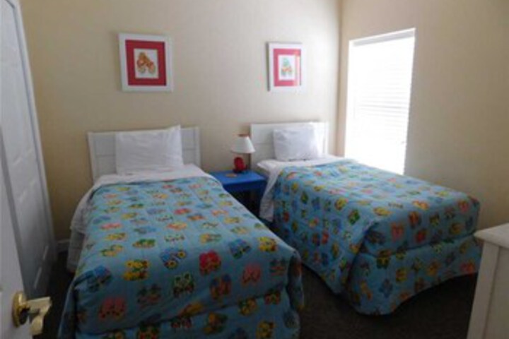 Room 19 of 34