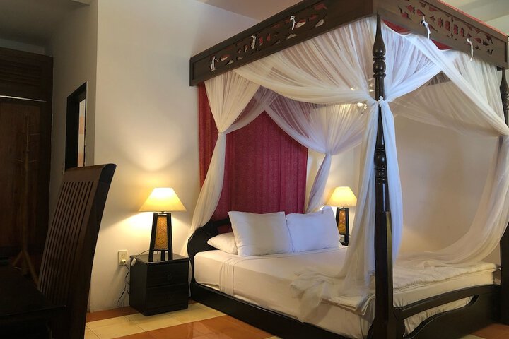 Room 4 of 51