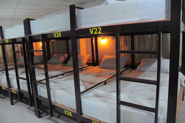 Room 4 of 31